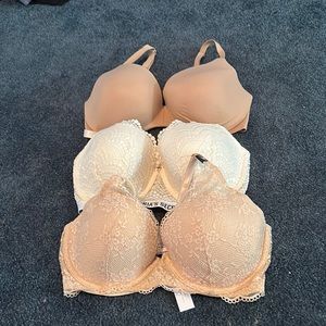 BUNDLE Victorias Secret Bras x3 34DDD